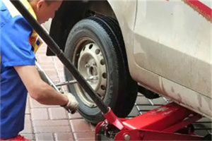 雁山附近拖车24小时服务热线电话