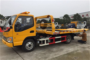 雁山哪里有拖车服务